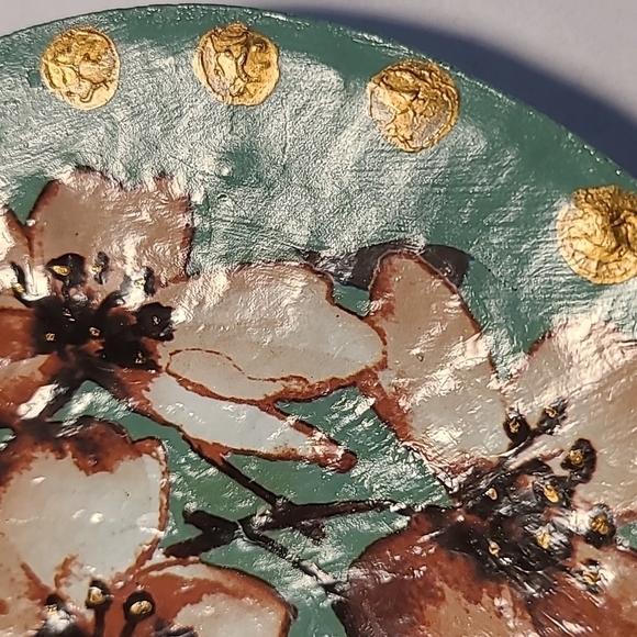 Christmas Ornament Flower Shell (Handcrafted) - Picture 3 of 5